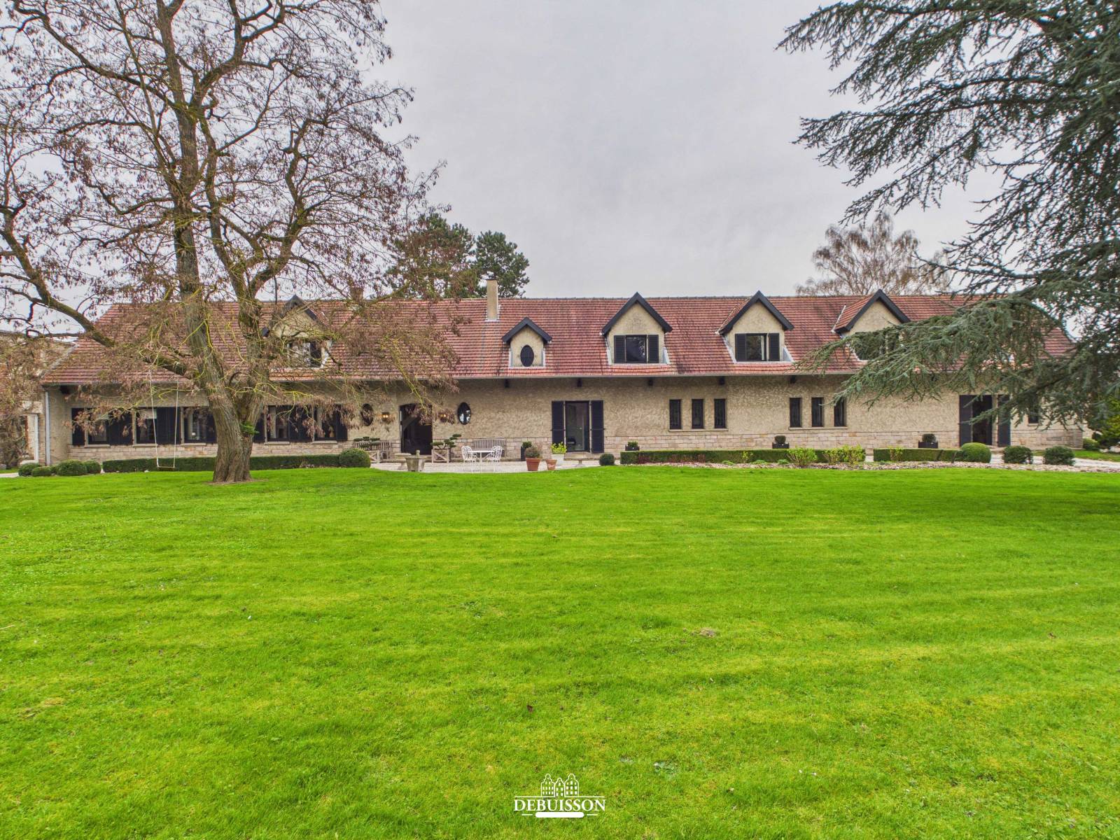 PROPRIETE SUR LE SECTEUR DE ARRAS, à 15 mn de la gare tgv