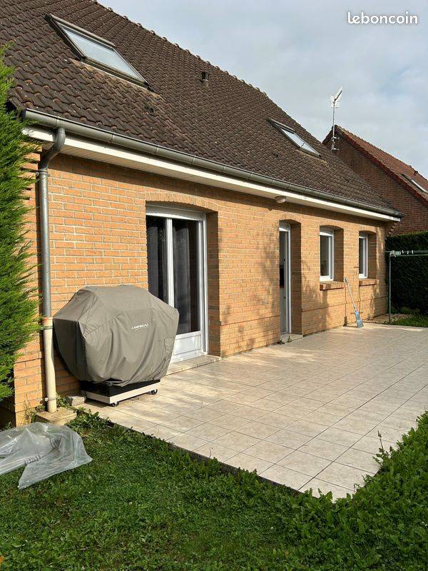 ANZIN-SAINT-AUBIN : Maison familiale à louer de 94 m² hab. - 3 chambres jardin et garage