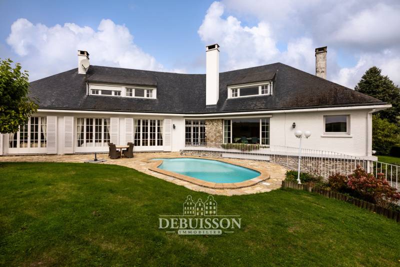 PROPRIETE IMPLANTEE SUR PRESQUE UN HECTARE A ABLAIN SAINT NAZAIRE