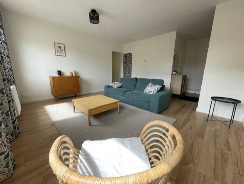 Appartement - 93 m² - 4 pièces