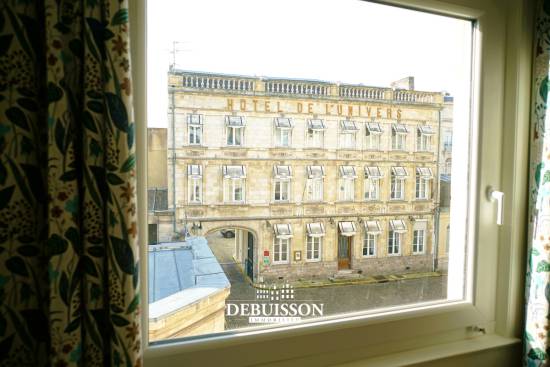 Appartement - 93 m² - 4 pièces