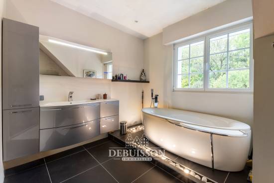 ABLAIN SAINT NAZAIRE, VILLA DE 254 M2 HAB