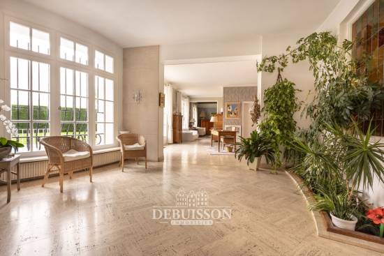 PROPRIETE IMPLANTEE SUR PRESQUE UN HECTARE A ABLAIN SAINT NAZAIRE