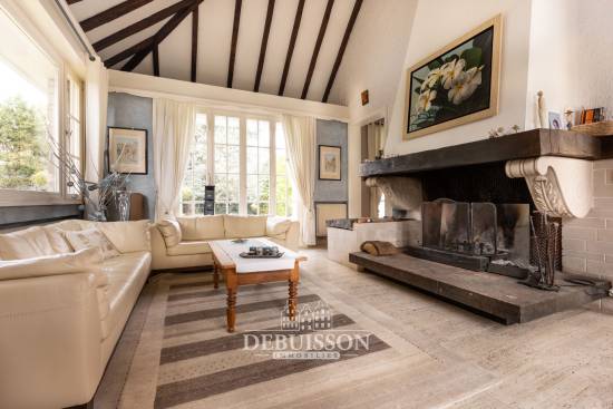 PROPRIETE IMPLANTEE SUR PRESQUE UN HECTARE A ABLAIN SAINT NAZAIRE