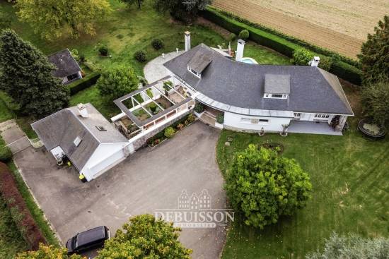 PROPRIETE IMPLANTEE SUR PRESQUE UN HECTARE A ABLAIN SAINT NAZAIRE