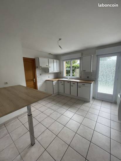 ANZIN-SAINT-AUBIN : Maison familiale à louer de 94 m² hab. - 3 chambres jardin et garage