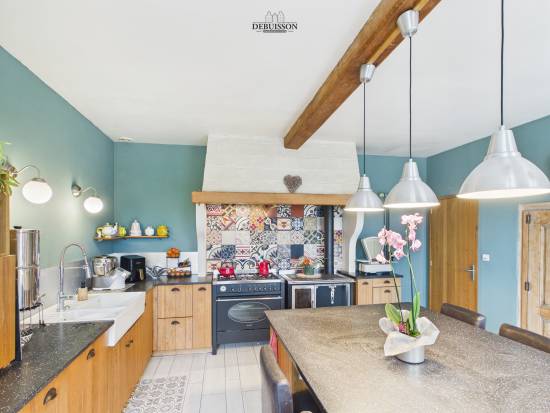 Secteur de SAVY BERLETTE , FERMETTE EN PIERRES BLANCHES