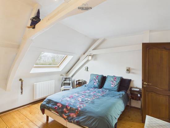 DAINVILLE - Maison de village en pierres blanches 209 m² + studio de 37 m2 dans grange en façade et garage