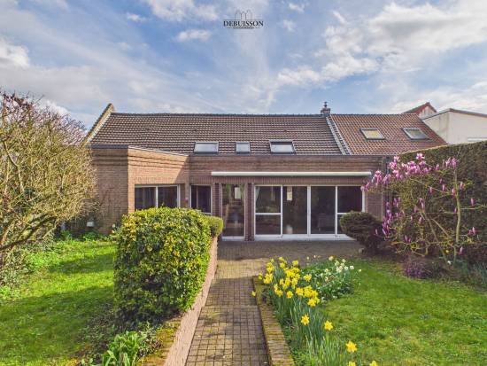 DAINVILLE - Maison de village en pierres blanches 209 m² + studio de 37 m2 dans grange en façade et garage