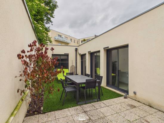 MAISON CONTEMPORAINE A ARRAS  SECTEUR PLACE DE MARSEILLE A ACHETER