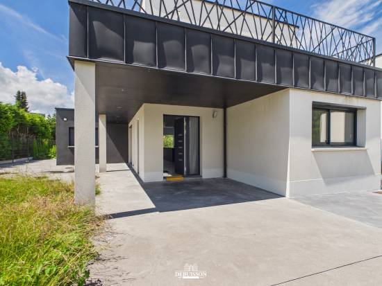 MAISON CONTEMPORAINE A ANZIN ST AUBIN