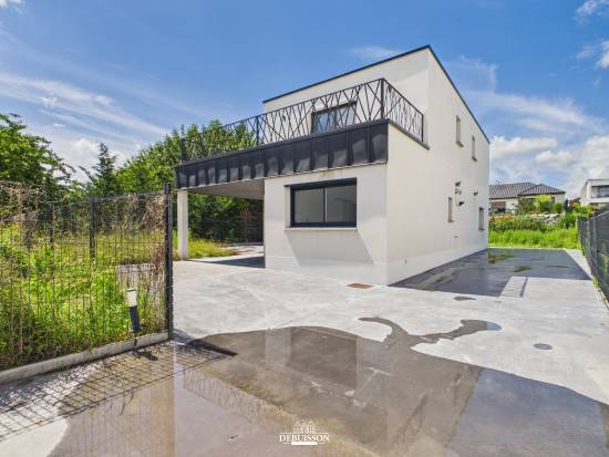 MAISON CONTEMPORAINE A ANZIN ST AUBIN