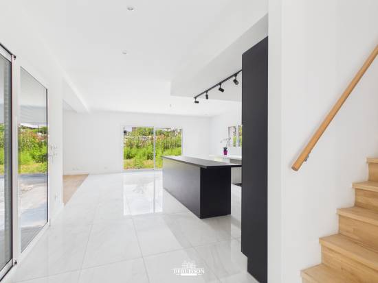 MAISON CONTEMPORAINE A ANZIN ST AUBIN