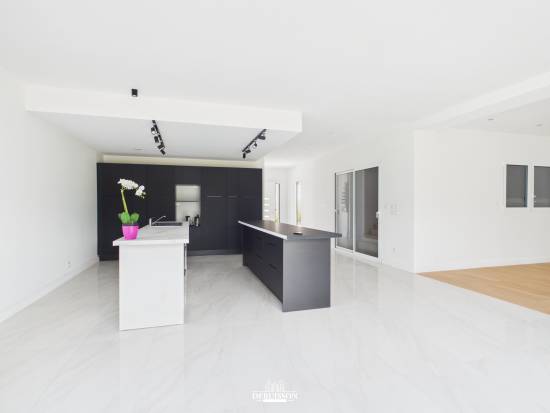 MAISON CONTEMPORAINE A ANZIN ST AUBIN