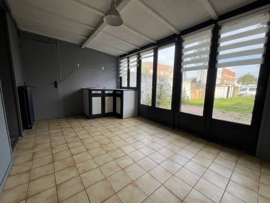 Pièce accès jardin