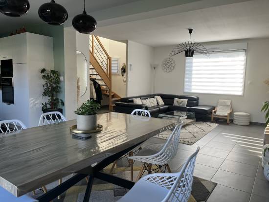 5 pièces 116.18 m² Maison 117m² 3 chambres SAINT-POLSUR-TERNOISE