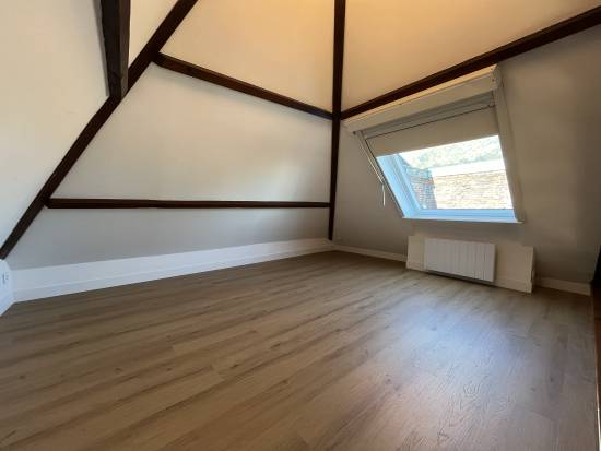 ARRAS GRAND'PLACE - APPARTEMENT T2 BIS EN DUPLEX DE 46,51 M² - EXCELLENT ÉTAT