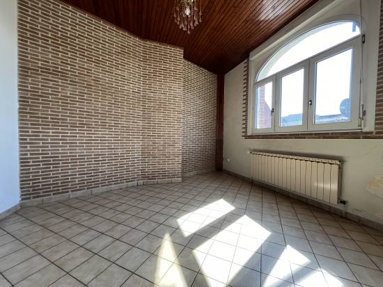 ARRAS - MAISON DE VILLE DE 93 M² - 4 PIECES