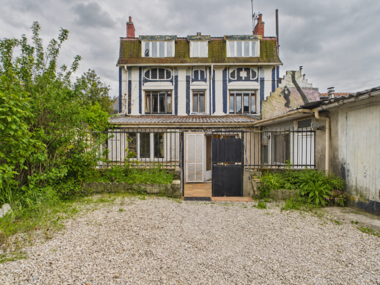 MAISON - 305 m² - ARRAS