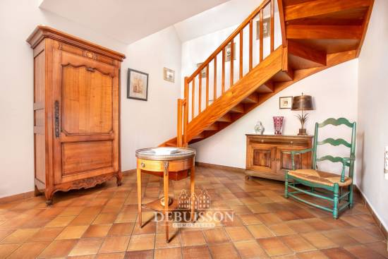 Vaste corps de ferme rénové de 251 m² avec terrain de 1600 m² à Sailly-au-Bois