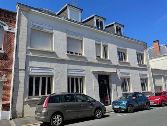 APPARTEMENT - 69.8 m² - 3 pièces
