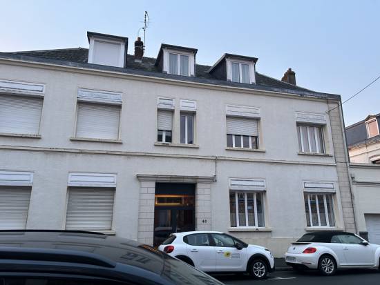 APPARTEMENT - 69.8 m² - 3 pièces