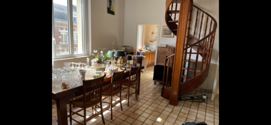APPARTEMENT - 69.8 m² - 3 pièces