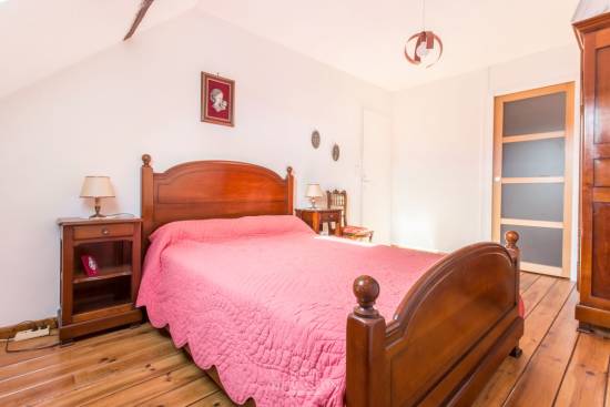 Maison - 246 m² - 7 pièces