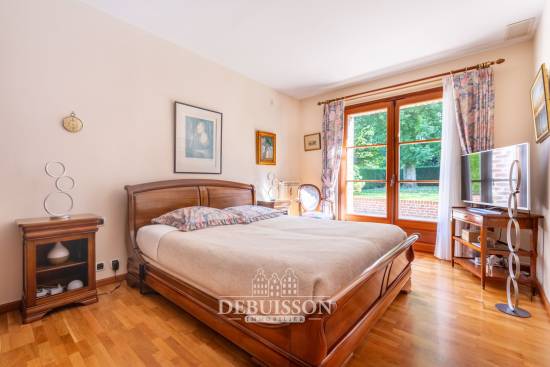 Vaste corps de ferme rénové de 251 m² avec terrain de 1600 m² à Sailly-au-Bois