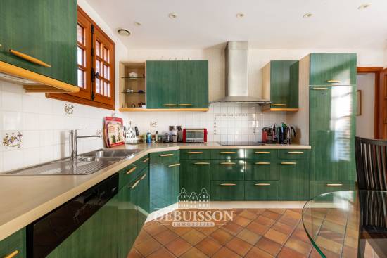 Vaste corps de ferme rénové de 251 m² avec terrain de 1600 m² à Sailly-au-Bois